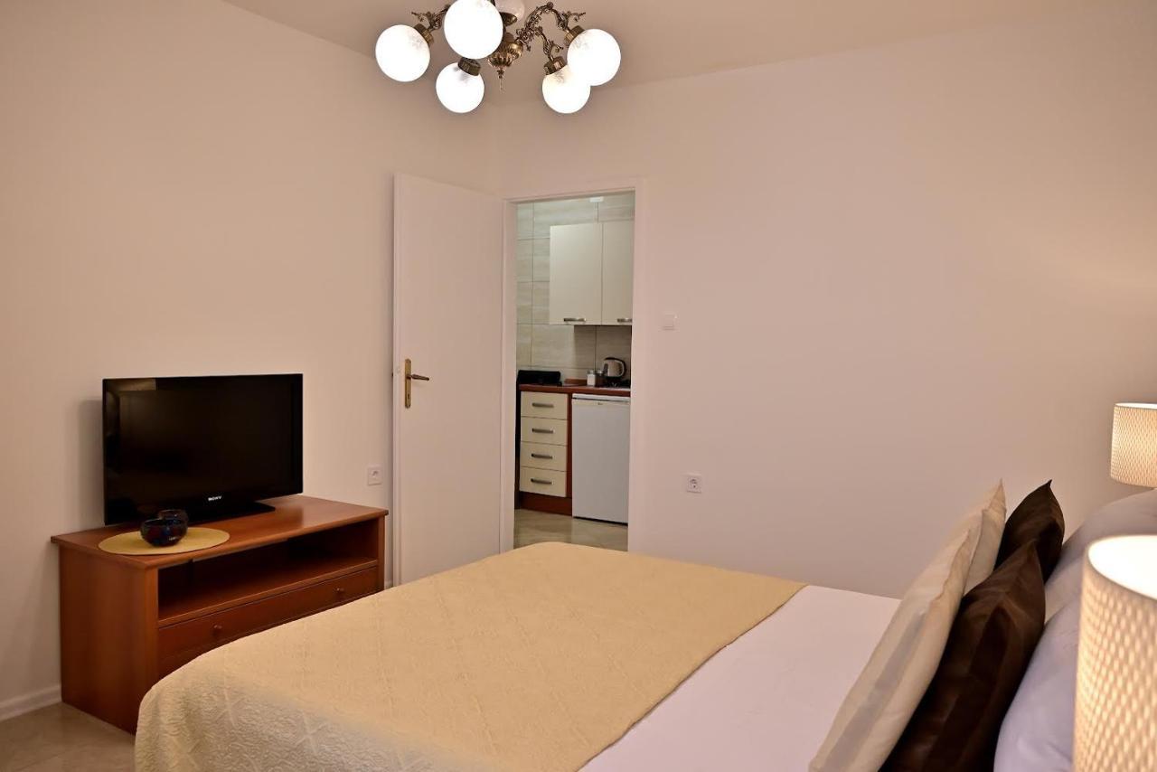 Studio Apartment Snjezana Дубровник Екстериор снимка
